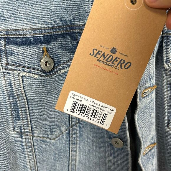 NEW Sendero The Taylor Denim Jacket Sz Small Cropped Raw Hem Button Front Light - Picture 4 of 8